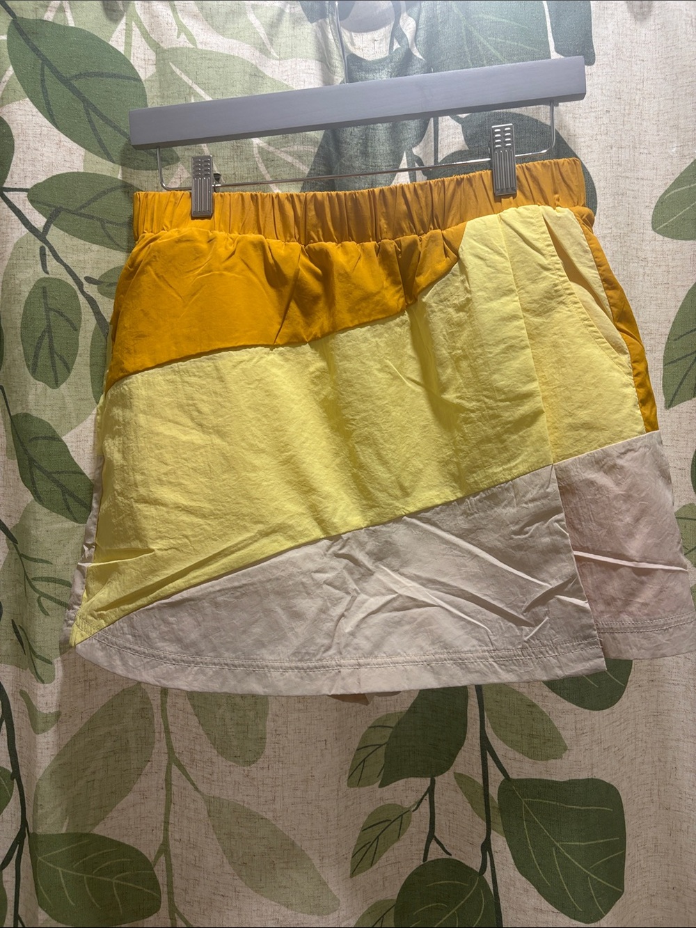 Colorblock Yellow Women’s Skort - Elastic Waist
